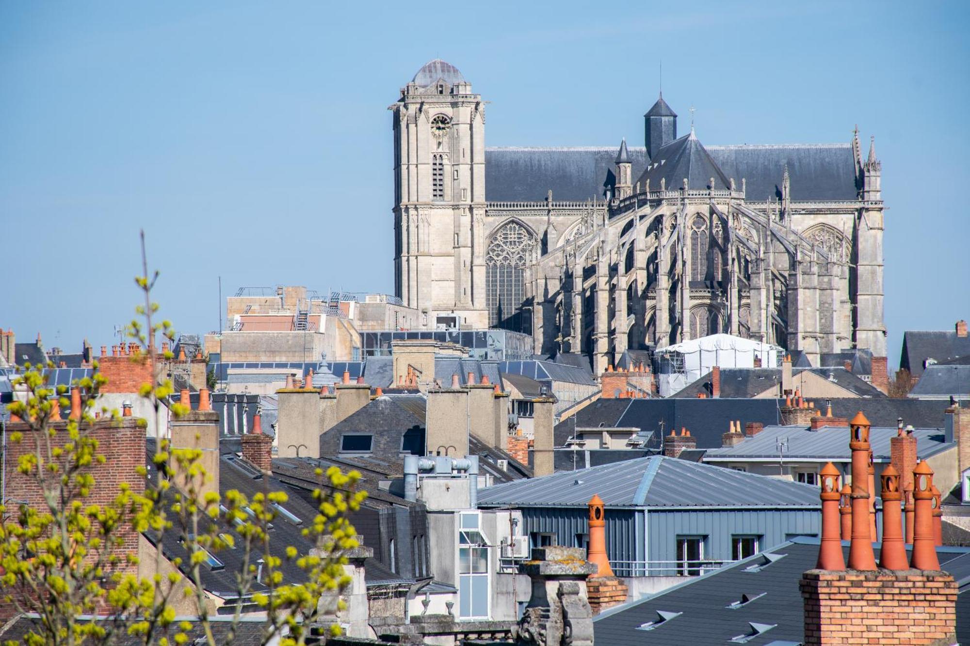 Appartamento Escale Au Coeur Du Mans, Entre Gare Et Centre Le Mans Esterno foto